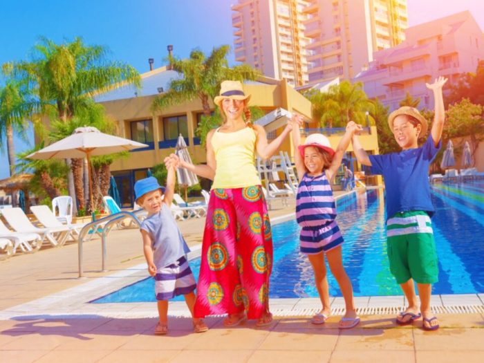 Family-friendly online hotel options